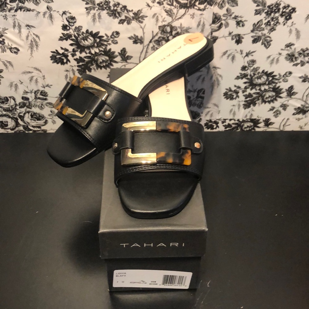 Tahari slip on sandals